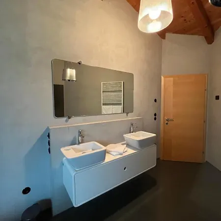 Armelen شقة اوتز